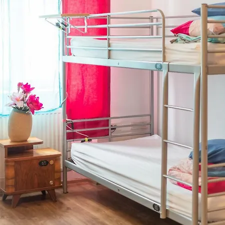 Hostal Fluxus Liubliana