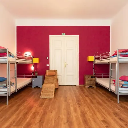 フルクサス リュブリャナ